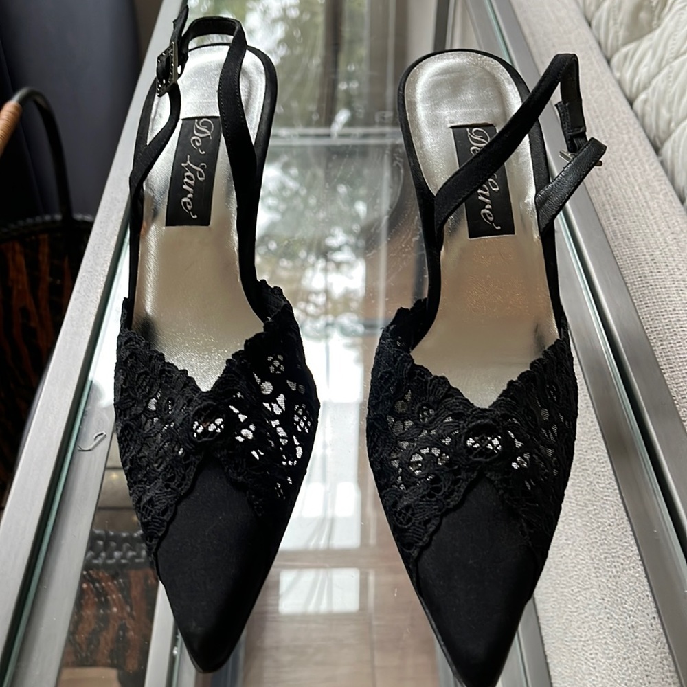 Stuart Weitzman/De Lare’ black slingback pumps Sz 7.5